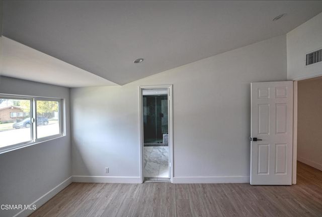 1202 Sheffield Place, Thousand Oaks, CA 91360