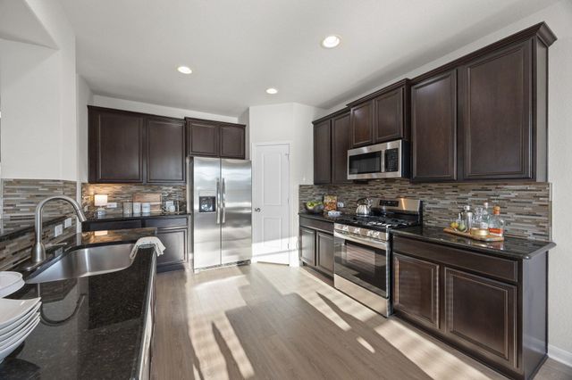 660 Tumlinson Fort WAY, Round Rock, TX 78664