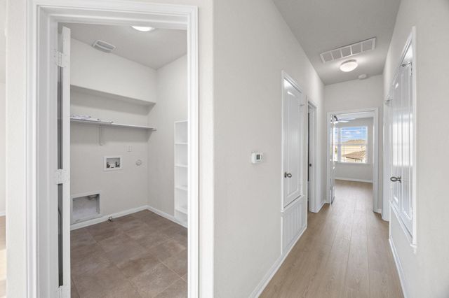 660 Tumlinson Fort WAY, Round Rock, TX 78664