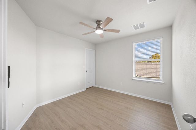 660 Tumlinson Fort WAY, Round Rock, TX 78664