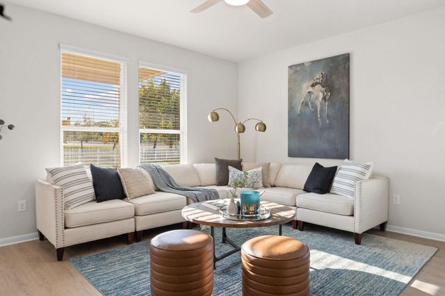 660 Tumlinson Fort WAY, Round Rock, TX 78664