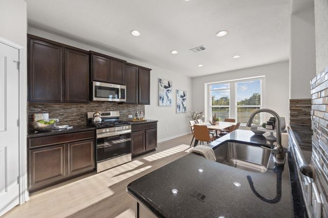 660 Tumlinson Fort WAY, Round Rock, TX 78664