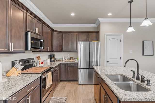 208 Berkshire Place, Haughton, LA 71037