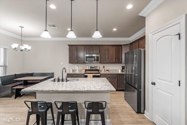 208 Berkshire Place, Haughton, LA 71037