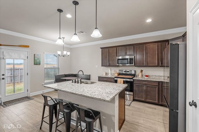 208 Berkshire Place, Haughton, LA 71037