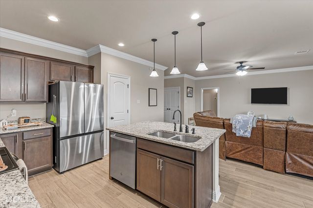 208 Berkshire Place, Haughton, LA 71037