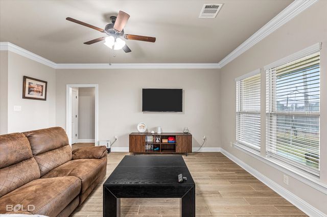 208 Berkshire Place, Haughton, LA 71037