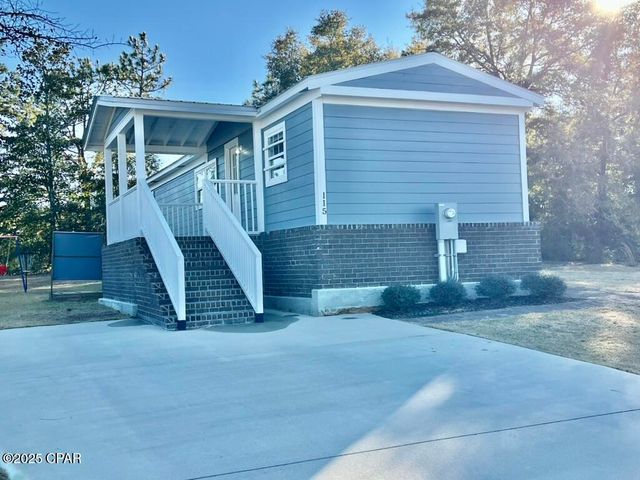 115 Rembrandt Circle, Defuniak Springs, FL 32433