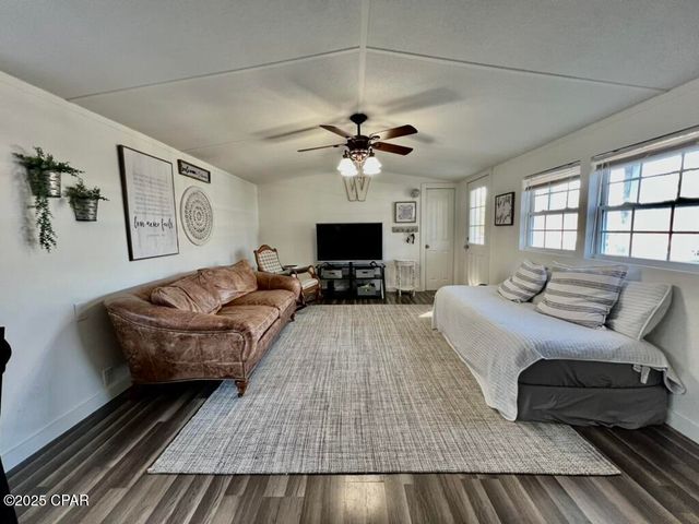 115 Rembrandt Circle, Defuniak Springs, FL 32433