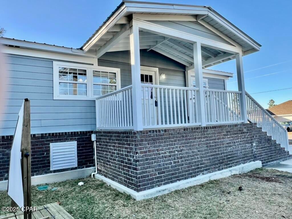 115 Rembrandt Circle, Defuniak Springs, FL 32433