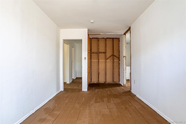 22 Grove Street, Staten Island, NY 10304