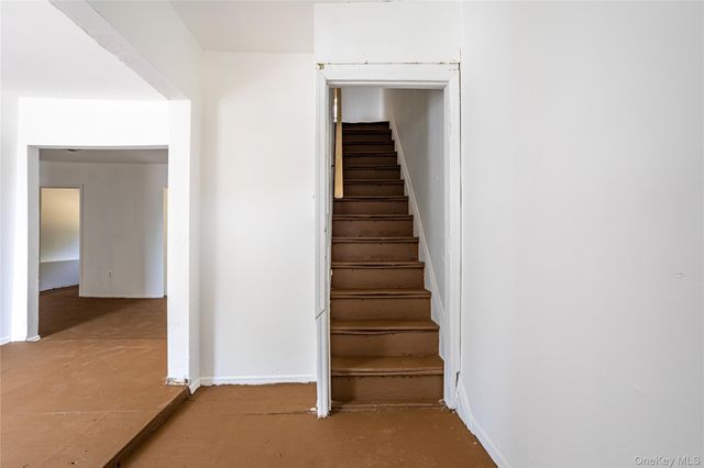 22 Grove Street, Staten Island, NY 10304