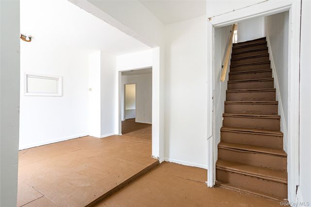 22 Grove Street, Staten Island, NY 10304