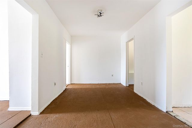 22 Grove Street, Staten Island, NY 10304