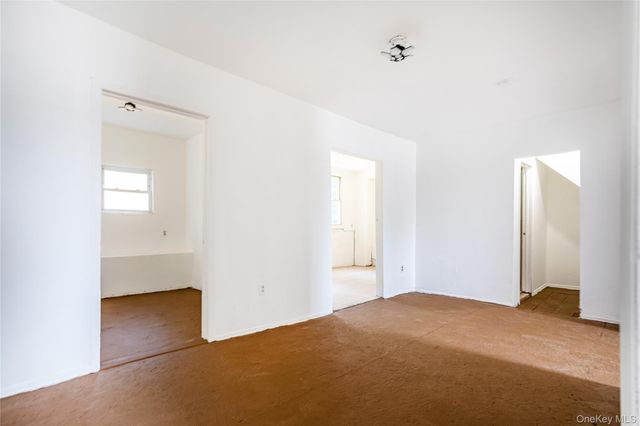 22 Grove Street, Staten Island, NY 10304