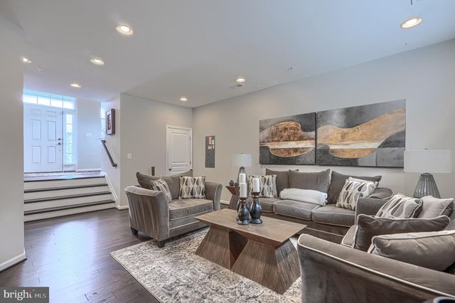 1943 RUSHLEY RD, Parkville, MD 21234