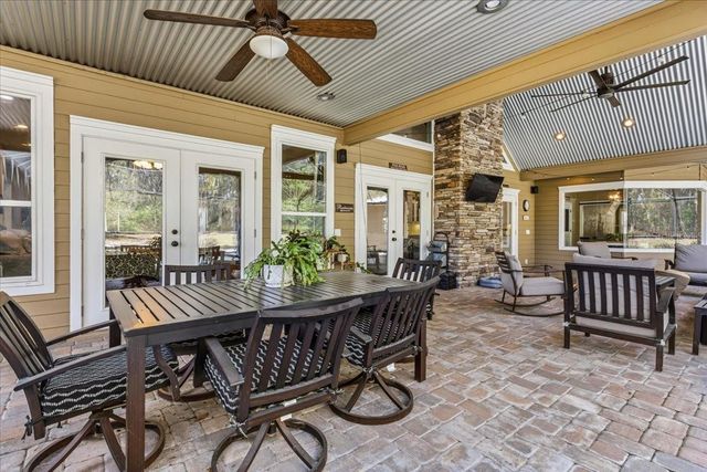 23748 NW 142ND AVENUE, High Springs, FL 32643