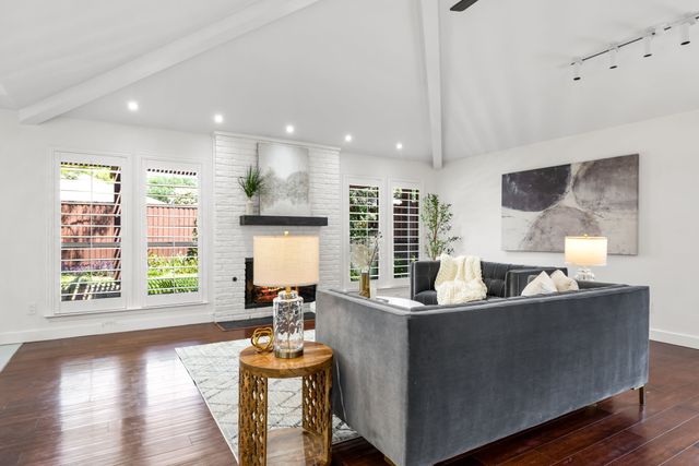 6005 Daven Oaks Drive, Dallas, TX 75248