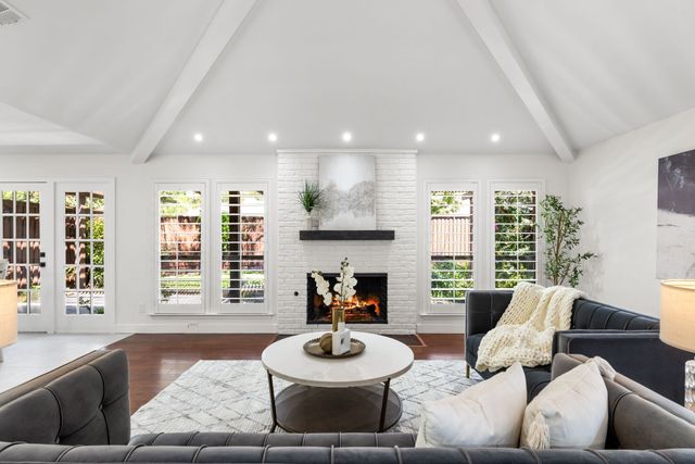 6005 Daven Oaks Drive, Dallas, TX 75248