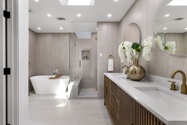 6005 Daven Oaks Drive, Dallas, TX 75248