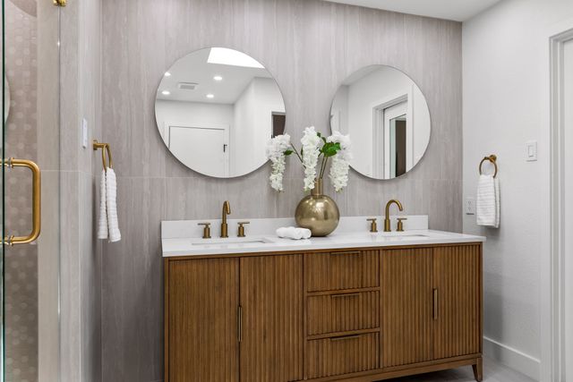 6005 Daven Oaks Drive, Dallas, TX 75248