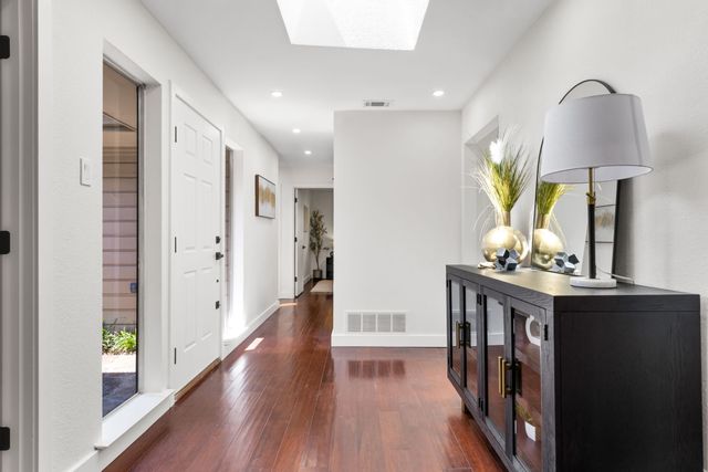 6005 Daven Oaks Drive, Dallas, TX 75248