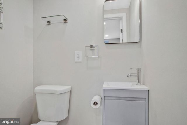 1102 CARROLL ST, Baltimore, MD 21230