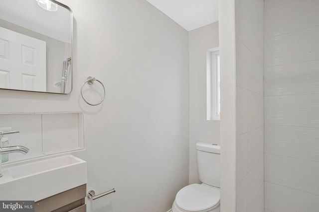 1102 CARROLL ST, Baltimore, MD 21230