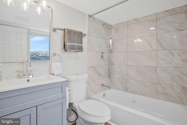 1102 CARROLL ST, Baltimore, MD 21230