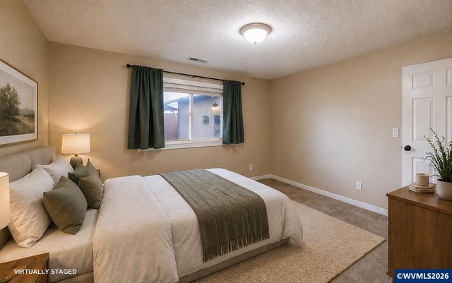 2990 Byram St NE, Salem, OR 97301