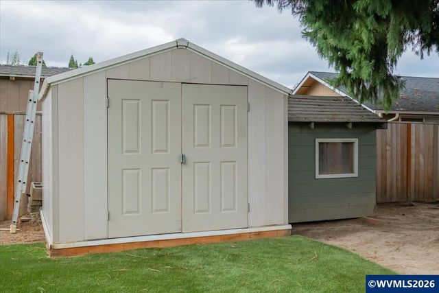 2990 Byram St NE, Salem, OR 97301