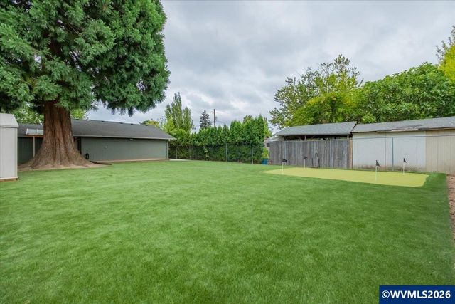 2990 Byram St NE, Salem, OR 97301