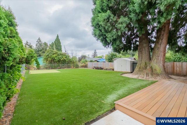 2990 Byram St NE, Salem, OR 97301