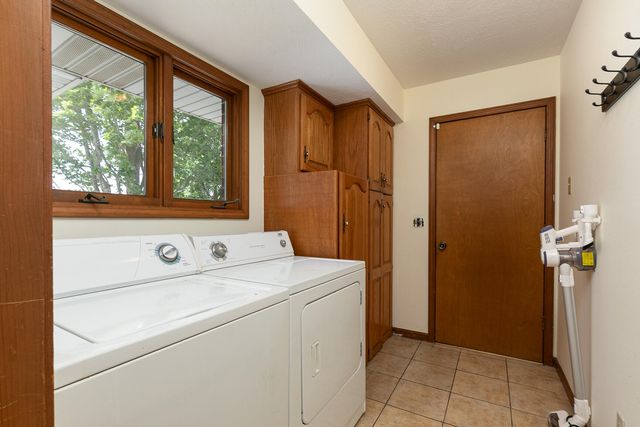 1514 Highway 32, Bolivar, MO 65613