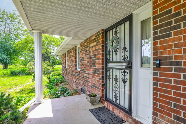 1514 Highway 32, Bolivar, MO 65613