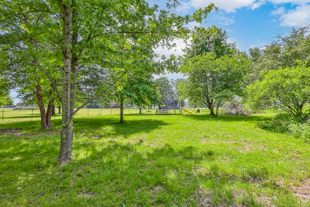 1514 Highway 32, Bolivar, MO 65613