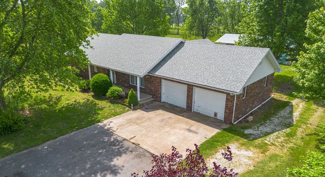 1514 Highway 32, Bolivar, MO 65613