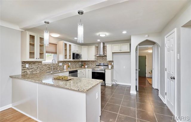 12336 Lusher Road, St Louis, MO 63138