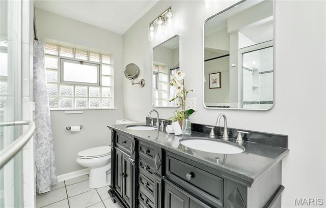 12336 Lusher Road, St Louis, MO 63138