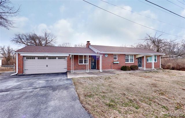 12336 Lusher Road, St Louis, MO 63138