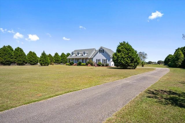 3281 Cumbie Road, Newton, AL 36352