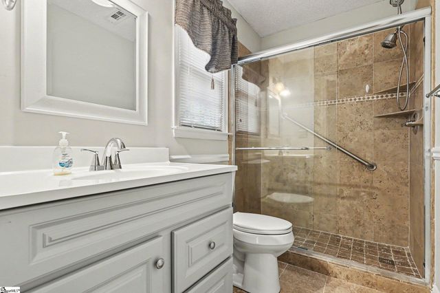 103 Walker Way, Simpsonville, SC 29681
