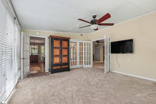 103 Walker Way, Simpsonville, SC 29681