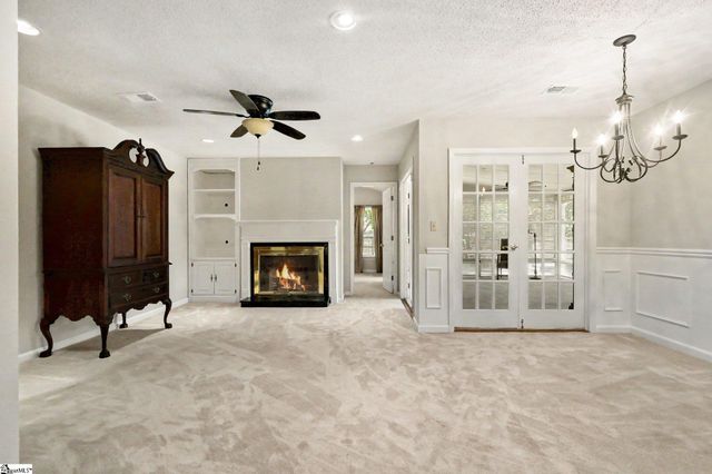 103 Walker Way, Simpsonville, SC 29681
