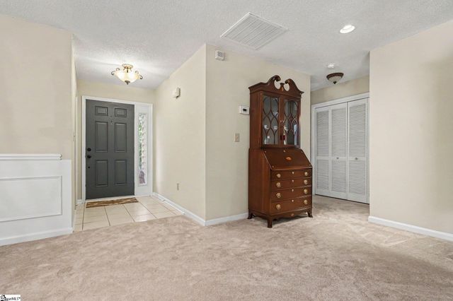 103 Walker Way, Simpsonville, SC 29681