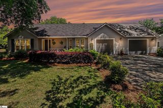 103 Walker Way, Simpsonville, SC 29681