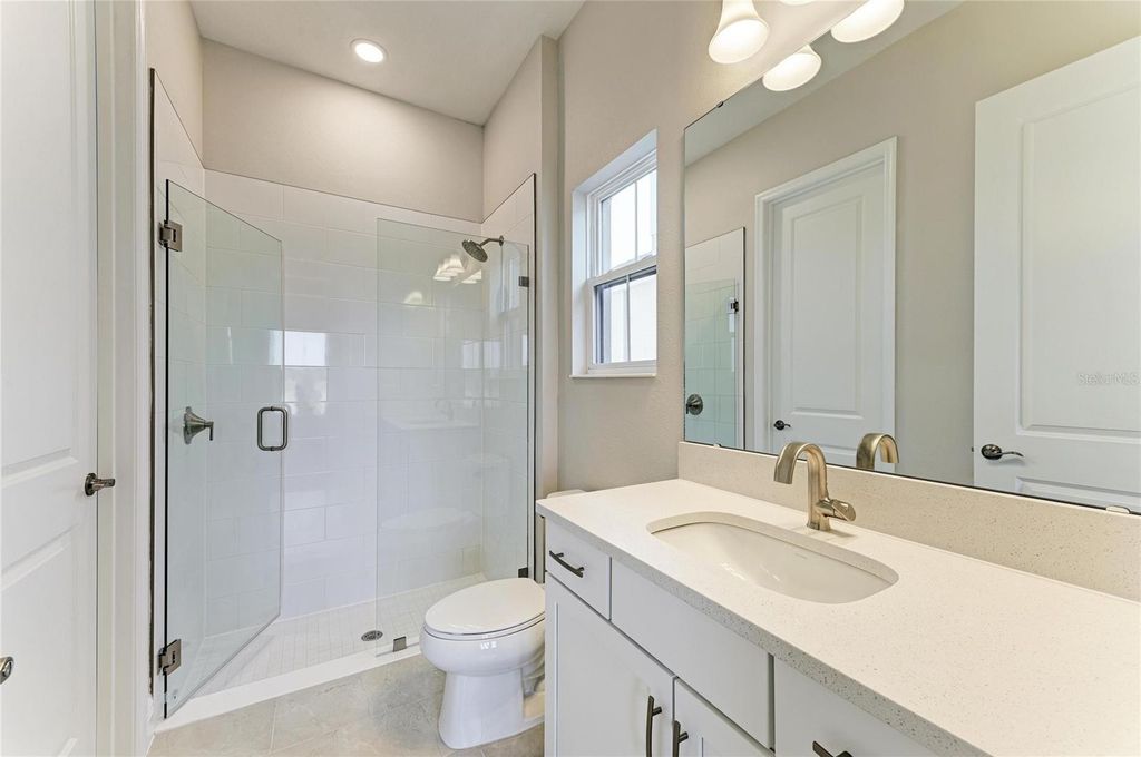 Image 27 of property listing at 10862 SPRING SAPLING CIRCLE, Parrish, FL 34219