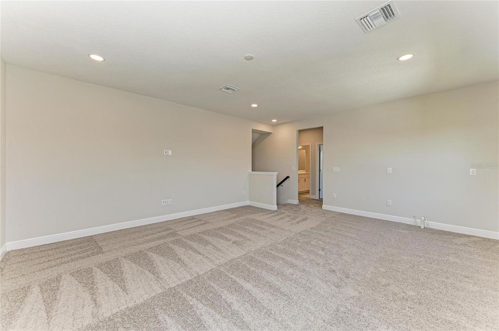 Image 32 of property listing at 10862 SPRING SAPLING CIRCLE, Parrish, FL 34219