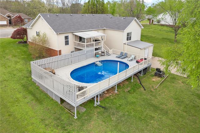 3999 Turnbury Drive, Harrison, AR 72601