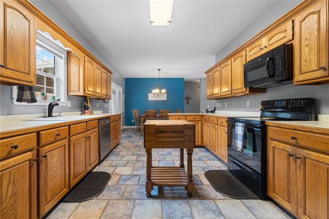 3999 Turnbury Drive, Harrison, AR 72601